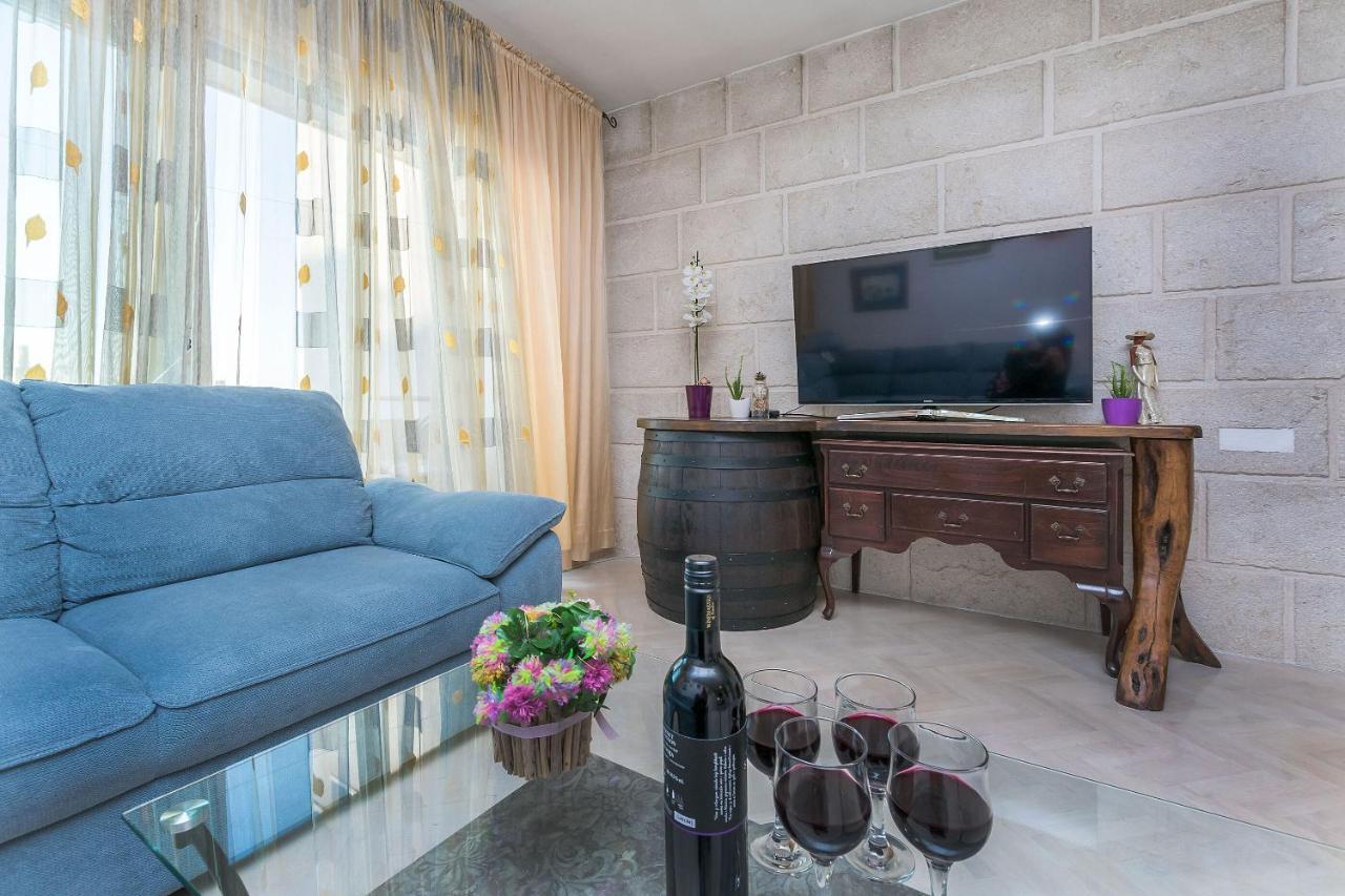 Apartments Miljenko Makarska Exterior foto